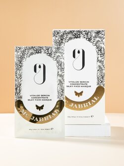 1 Box 5 sachets. MC JABRIAL Vitalize Sericin Concentrate Silky Face Masque 40g. แผ่นมาส์กหน้าใยไหม เซทกล่อง 5 ชิ้น