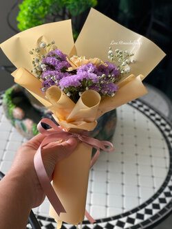 ช่อดอกคาเนชั่น ช่อดอกไม้เล็กๆ ช่อดอกไม้สด