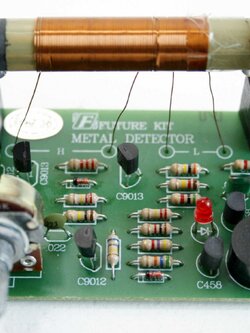 FK919 METAL DETECTOR