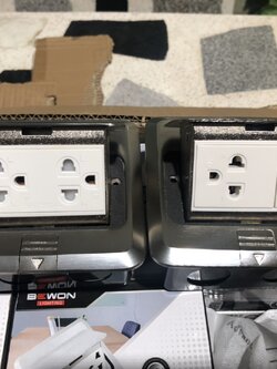 ปลั้กไฟ ฝังพื้น POP UP รุ่น ปลั้กกาวน์+Lan cat6