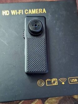 กล้องกระดุมแอบถ่าย เป็นกล้องวิดีโอที่บันทึกได้ทั้งภาพเคลื่อนไหวและเสียง