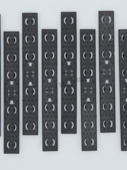 Rail Cover Keymod ยี่ห้อ Battle Axe ขนาด : กว้าง 1.5cm. ยาว 14cm. ใน1ชุดมี5ชิ้น