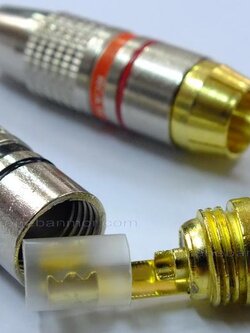 Plug RCA เหล็ก เงิน ลายปลาทู คู่ดำแดง