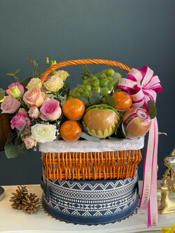 กระเช้าผลไม้delivery กระเช้าผลไม้แสดงความยินดี กระเช้าผลไม้เยี่ยมไข้ กระเช้าผลไม้ดอกไม้ กระเช้าผลไม้นอกนำเข้า กระเช้าผลไม้ premuim