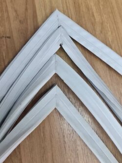 0001072 ขอบยางตู้เย็น Sharp รุ่น SJ-D24G -GY (เฉพาะบานล่าง) 2 ประตู ชาร์ป sharp ขอบยาง ตู้เย็น SJ-24G -GY