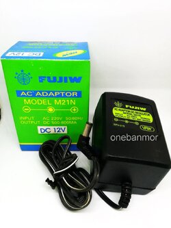 Adaptor Fujiw 12V +นอก - ใน 800mA มีเร๊กกูเลเตอร์ ให้ไฟราบเรียบ
