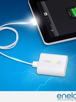 Sanyo Eneloop Mobile Booster KBC-L2B 5000 mAh รุ่นใหม่ล่าสุดชาร์จ Ipad Iphone4/4S/5 Android และ 3DS ได้