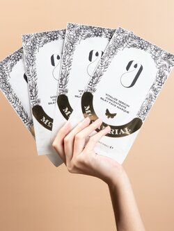 MC JABRIAL Vitalize Sericin Concentrate Silky Face Masque 40g. แผ่นมาส์กหน้าใยไหมทองคำ 40g.