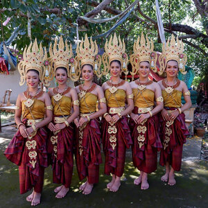 รับจัดพิธีพราหมณ์ โทร 082-5491969 ออกแบบวางแผน พิธีรำบวงสรวงพญานาค จัดเครื่องบวงสรวง