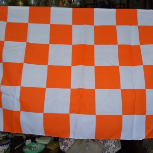 ธงตราหมากรูก ขาว-ส้ม ขนาดต่างๆ