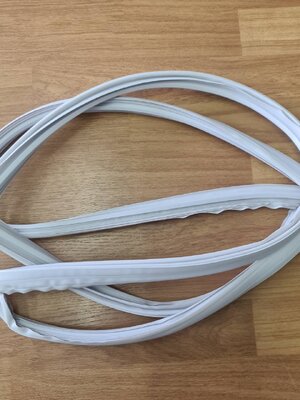0000616 ขอบยางตู้เย็น (ขอบล่าง) รุ่น GR-M25KPD Toshiba โตชิบ้า ยางขอบประตูตู้เย็น ขอบยางประตู