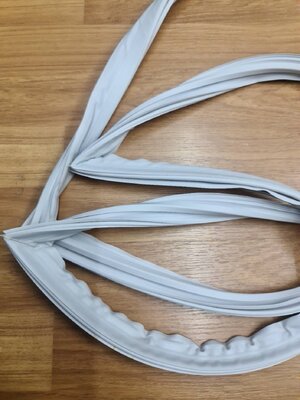 0000738 ขอบยาง ตู้เย็น ฮิตาชิ HITACHI รุ่น R-Z350R (ขอบล่าง) ขอบยางตู้เย็น 2 ประตู