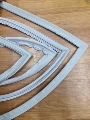 0000736 ขอบยาง ตู้เย็น ฮิตาชิ HITACHI รุ่น R-Z350R ขอบยางตู้เย็น 2 ประตู