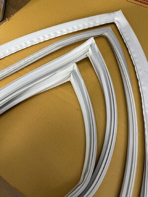 0000954 ขอบยาง ประตู ตู้เย็น ขอบยาง Sharp ชาร์ป รุ่น SJ-C19SS (ขอบบน-ขอบล่าง) ประตู ขอบยางประตู 2 ประตู