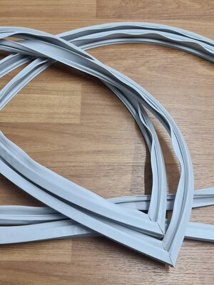 0000192 ชุด ขอบยาง ตู้เย็น โนฟรอส 2 ประตู ขนาด10.2คิว ซิงเกอร์ รุ่น NF-2102 MS