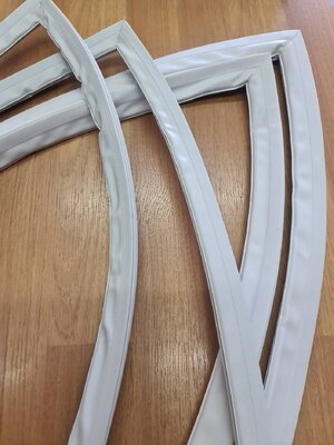 0000910 ขอบยาง ประตู ตู้เย็น Sharp ชาร์ป รุ่น SJ A205 (ขอบล่าง) ยางขอบประตูตู้เย็น ขอบยางประตู ตู้เย็น 2 ประตู