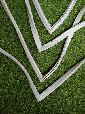 0000905 ขอบยาง ประตู ตู้เย็น Sharp ชาร์ป รุ่น SJ--51H / D51H ยางขอบประตูตู้เย็น ขอบยางประตู ตู้เย็น 2 ประตู