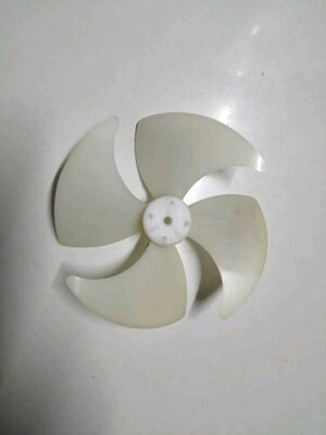 0000543 ใบพัดลม ตู้เย็น 4.5 นิ้ว อะไหล่ ใบพัดลม ตู้เย็น