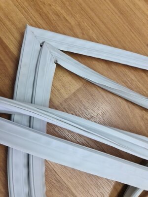 0000748 ขอบยาง ตู้เย็น แอลจี LG รุ่น GN-V212SL (ขอบล่าง) ขอบยางตู้เย็น 2 ประตู