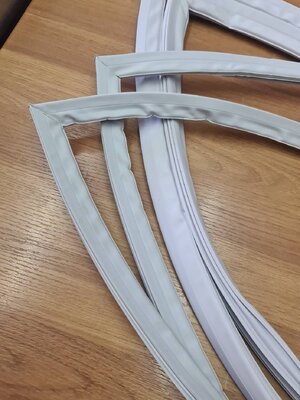 0000917 อะไหล่ ขอบยางตู้เย็น ขอบยางตู้เย็น ชิงเกอร์ รุ่น RL-X51 ขอบยาง ตู้เย็น ชิงเกอร์ ขอบตู้เย็นชิงเกอร์