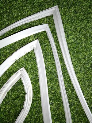 0000890 ขอบยาง ประตู ตู้เย็น Sharp ชาร์ป รุ่น SJ-P43T-BK ยางขอบประตูตู้เย็น (ขอบบน) ขอบยางประตู ตู้เย็น 2 ประตู