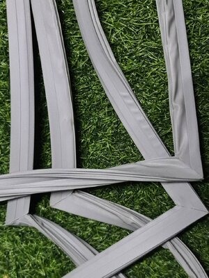 0000912 ขอบยาง ตู้เย็น ฮิตาชิ HITACHI รุ่น R-250WLX (ขอบบน) ขอบยางตู้เย็นฮิตาชิ ขอบยางประตู ตู้เย็น 2 ประตู